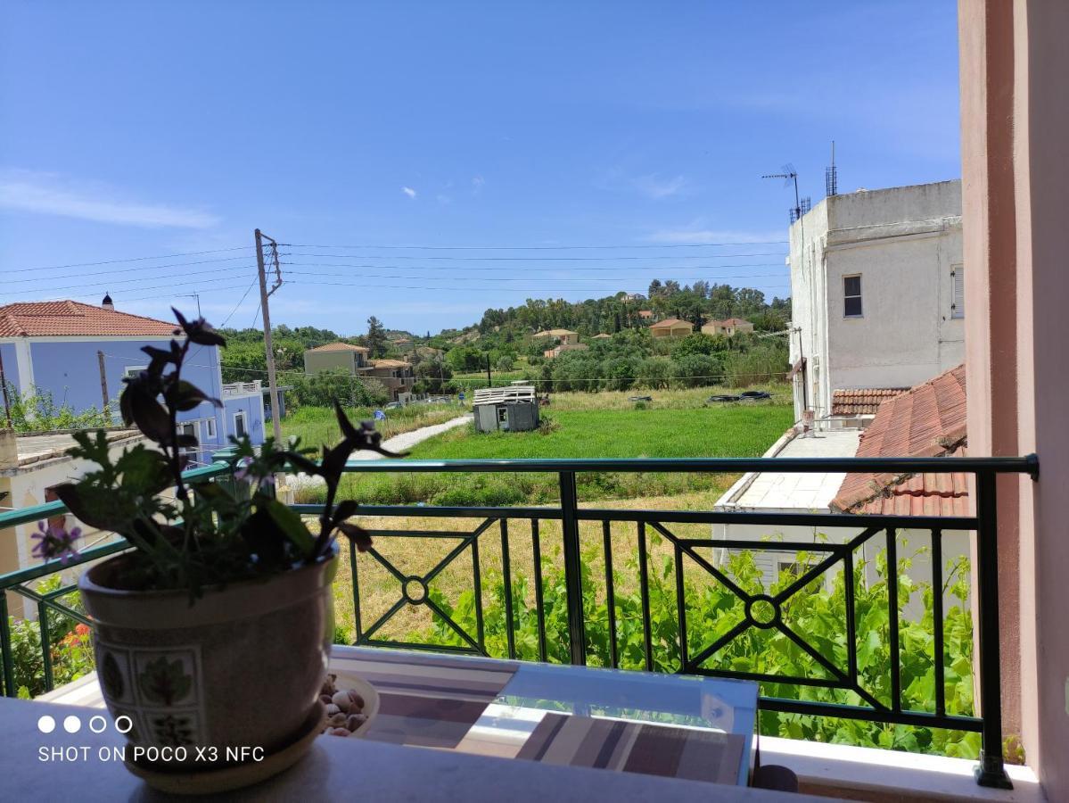 Eliza Apartment Lixouri Ngoại thất bức ảnh